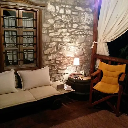 Old Stone House Kazaviti 프리노스