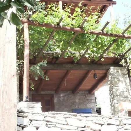 펜션 Old Stone House Kazaviti 프리노스